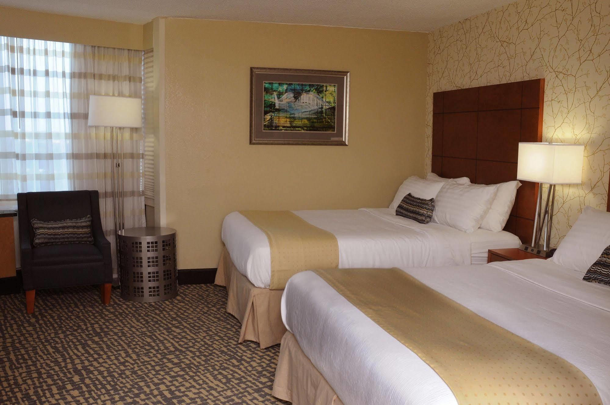 Holiday Inn Raleigh Downtown By Ihg Екстер'єр фото